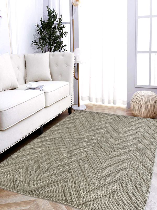 Carpetmantra Hand Woven Off White Carpet 5.0ft X 8.0ft