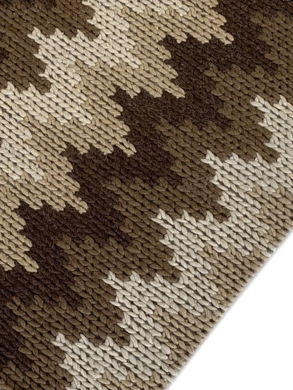Carpetmantra Hand Woven Brown Carpet 5.7ft X 7.10ft