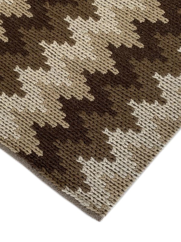 Carpetmantra Hand Woven Brown Carpet 5.7ft X 7.10ft