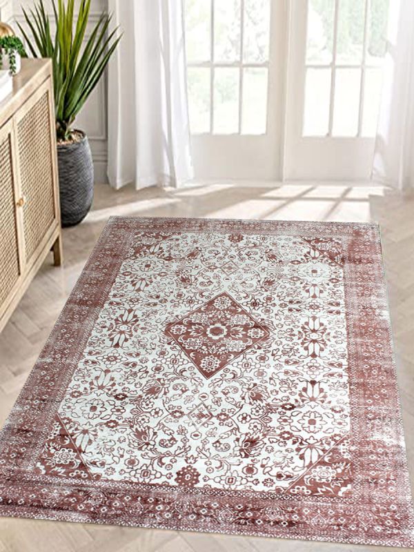 Carpetmantra White & Rust Floral 100% Viscose Carpet 5.1ft X 7.4ft