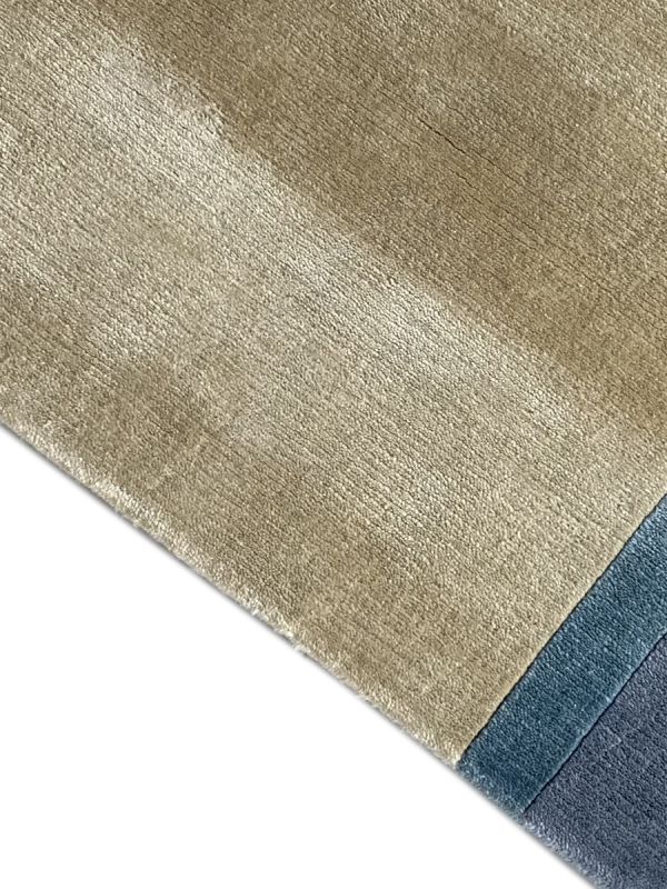 Carpetmantra Hand knotted Designer Bamboo Silk Beige Carpet 5.3ft X 6.10ft