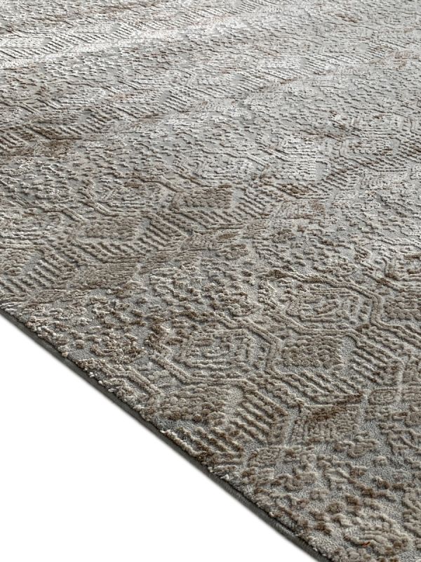 Carpetmantra Beige Color Super Fine Quality Modern Design Material Wool Viscose Mix Carpet
