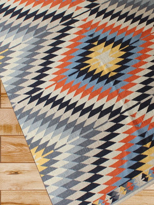 Carpetmantra Flatweave Durrie Carpet 5.10ft x 7.10ft