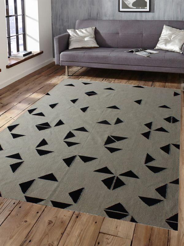 Carpetmantra Flatweave Durrie Carpet 5.8ft x 7.9ft